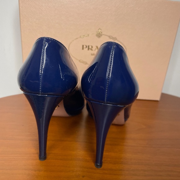 Blue Prada peep toe high-heels - Picture 10 of 12